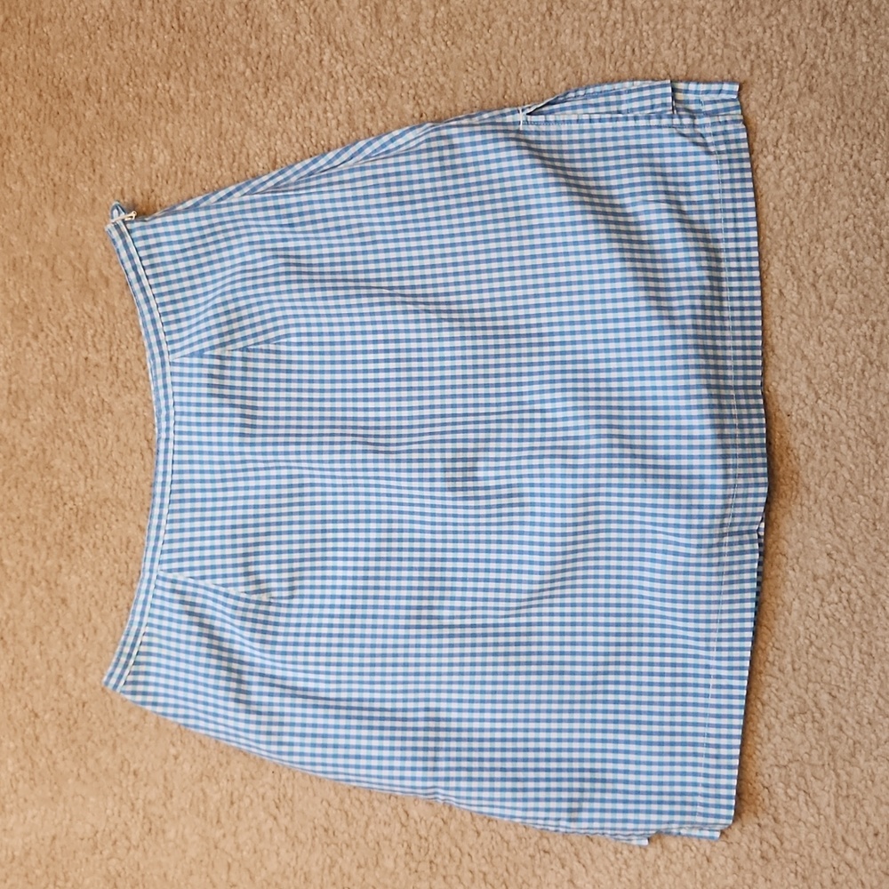 Crisp little skort for summer style